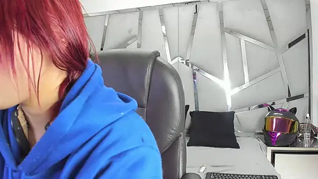 Catherinee69 x online show from January 12, 4:07 am