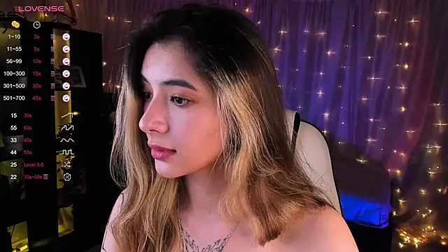 DarlaLike online show from December 10, 7:26 am