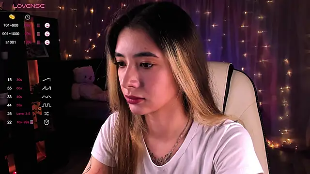 DarlaLike online show from December 15, 4:07 am