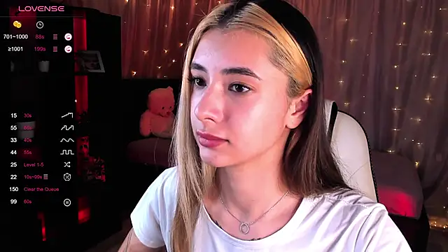 DarlaLike online show from February 10, 7:36 am