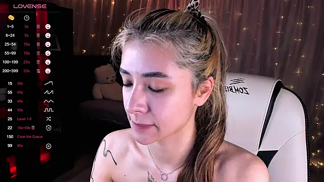 DarlaLike online show from February 16, 8:21 am