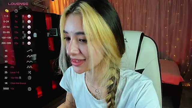 DarlaLike online show from February 23, 8:28 am