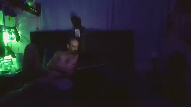 MexItl143 online show from December 1, 6:07 am