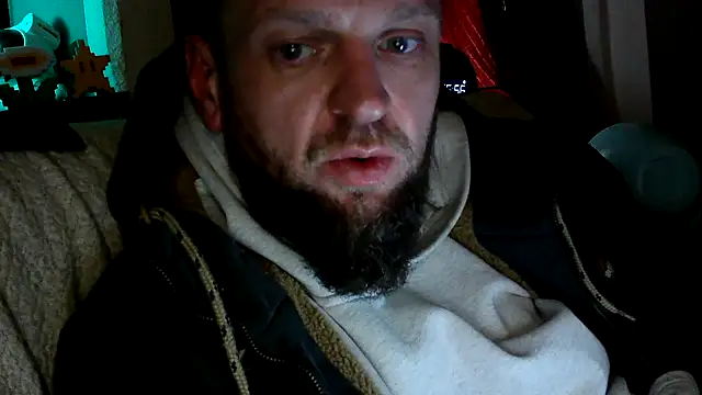 donhulio482 online show from March 7, 4:57 am