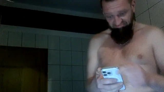 donhulio482 online show from October 29, 11:39 pm