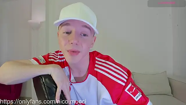 niico 18 online show from December 4, 2:04 pm