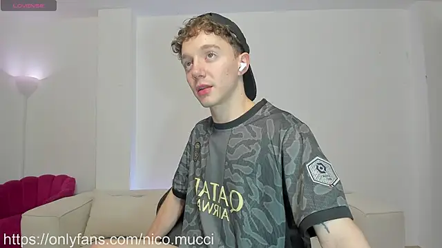 niico 18 online show from December 31, 10:26 am