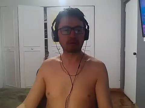 Diptongo online show from November 23, 10:09 pm