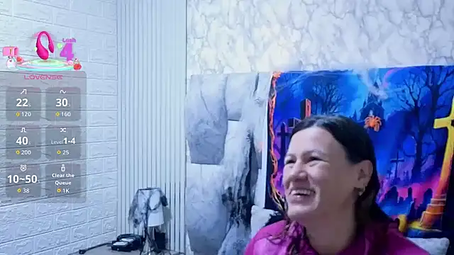 charlotte  G online show from October 31, 11:11 am