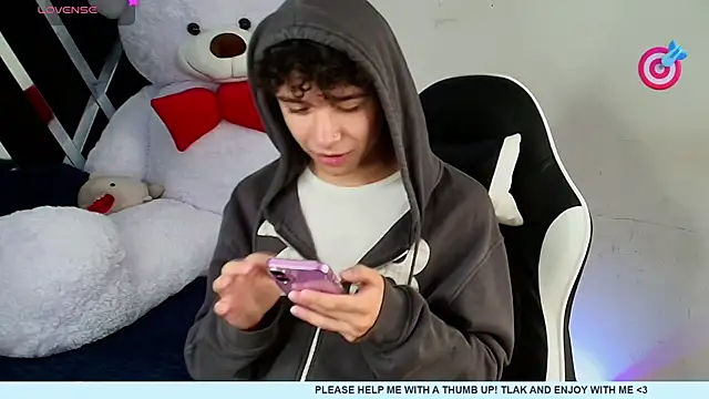 Niico Cruz online show from February 9, 9:16 am