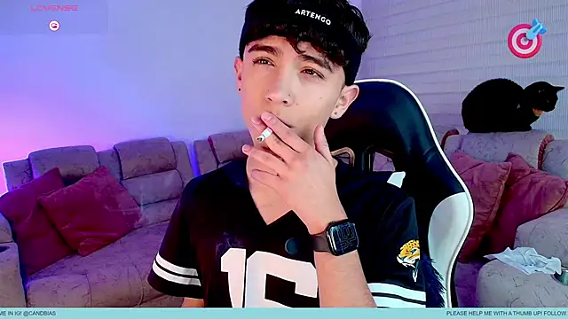 Niico Cruz online show from January 6, 10:12 pm