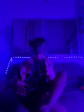 kandyloves online show from March 18, 3:42 am