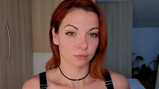 Snapshot of Lottalikes chatting on September 23, 7:33 am Lottalikes online show from September 23, 7:33 am