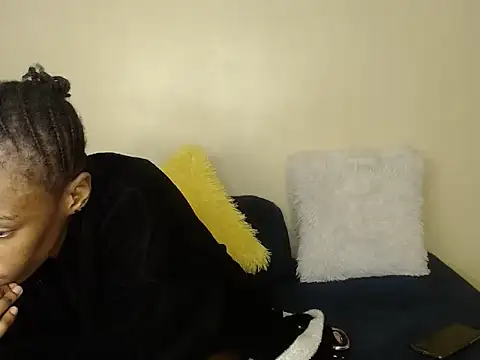 cutehavvy online show from March 15, 6:03 pm