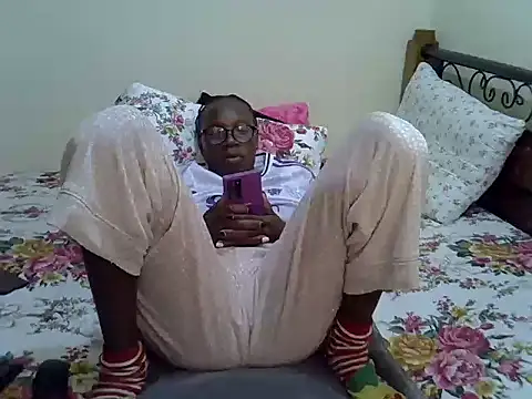 Sweet Bear online show from October 31, 5:25 pm