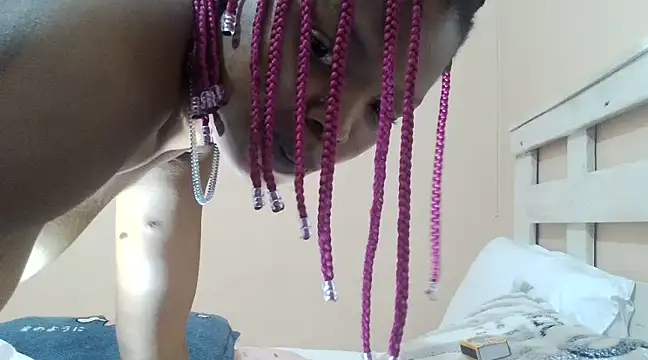 tropicalesen online show from January 2, 6:45 pm