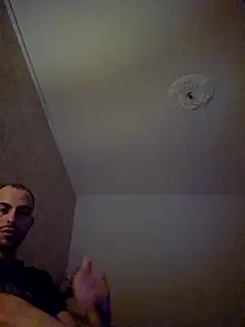 denisxlRo online show from March 9, 5:49 pm