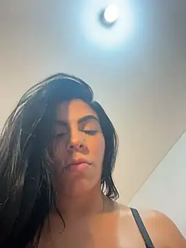 valecruz903 online show from December 4, 5:43 pm