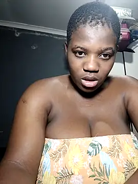 Snapshot of Bigchoccojugsxx chatting on January 12, 9:42 pm Bigchoccojugsxx online show from January 12, 9:42 pm