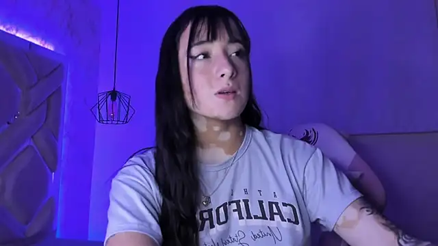 dayana harlow2 online show from December 6, 6:28 pm