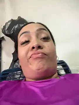 Sheeryl   online show from October 30, 6:19 pm