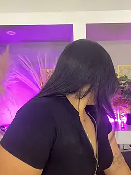 Snapshot of Sheeryl__ chatting on May 31, 6:21 am Sheeryl online show from May 31, 6:21 am