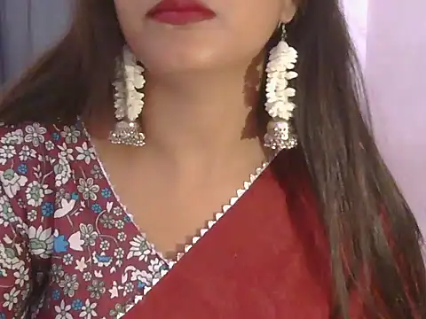 Model-Tanya online show from February 8, 4:14 pm