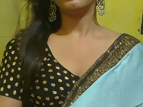 Model-Tanya online show from February 13, 10:55 am