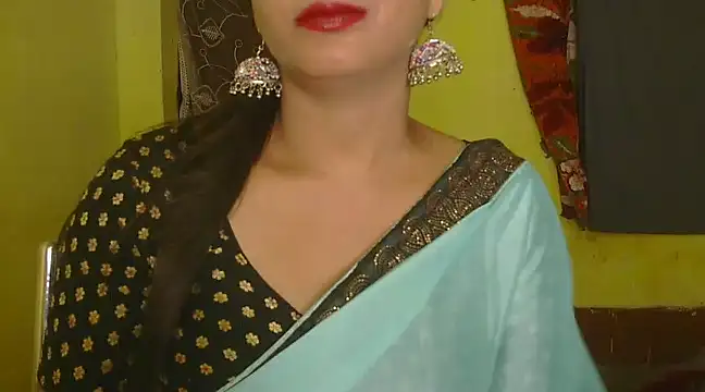 Model-Tanya online show from March 2, 4:10 pm