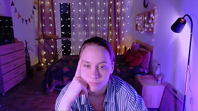 Snapshot of Malinax chatting on January 8, 3:14 pm Malinax online show from January 8, 3:14 pm