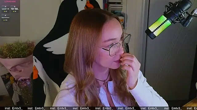 Emili1- online show from November 25, 1:44 pm