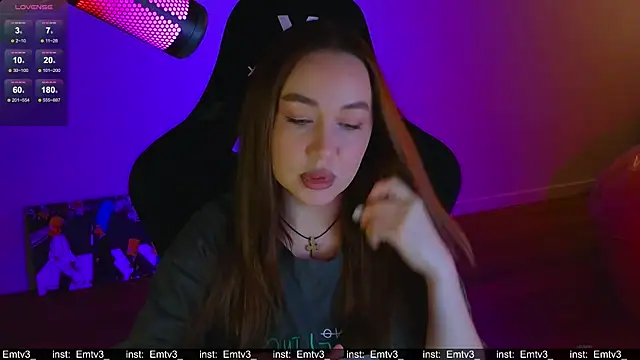 Emili1- online show from April 10, 10:42 am