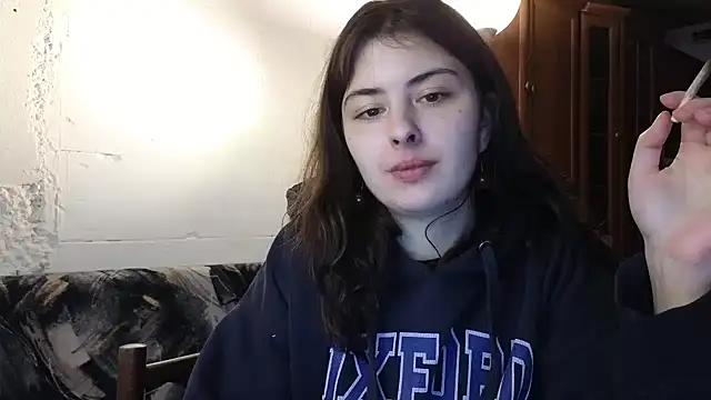 Snapshot of MAMA69LAMA chatting on December 6, 2:46 am MAMA69LAMA online show from December 6, 2:46 am