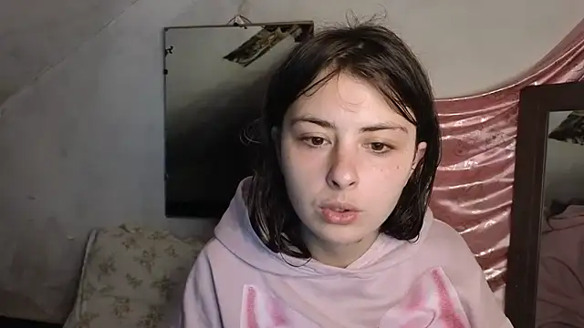 MAMA69LAMA online show from June 10, 9:14 pm