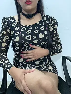 little shadow online show from January 5, 8:00 pm