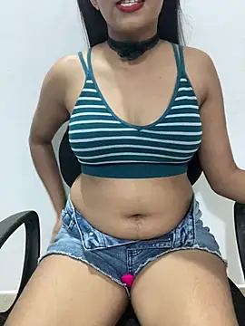 little shadow online show from January 28, 7:00 pm