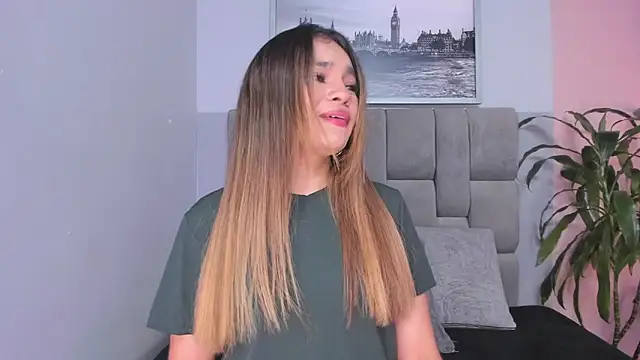 selene tylor  online show from September 18, 5:09 am