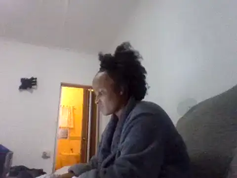 BabeAssXX online show from February 17, 4:53 am