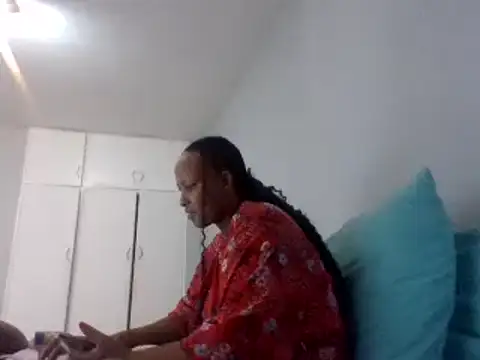 BabeAssXX online show from March 12, 6:07 am