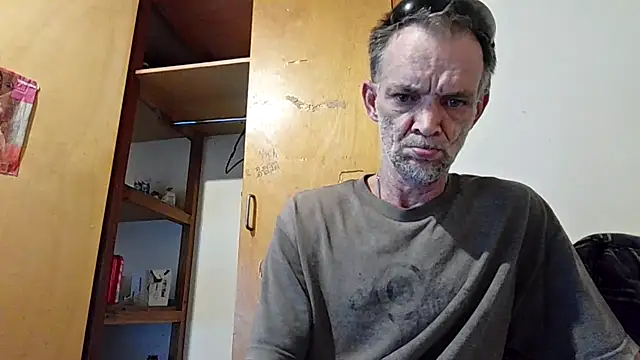 TooFknHorny7676xh online show from April 22, 1:12 pm