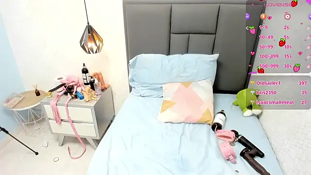 MADISON ROWAN1 online show from February 12, 6:08 am