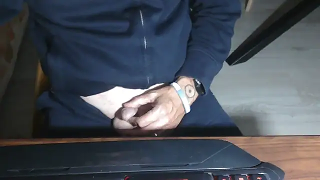 Adri gard online show from October 13, 8:42 pm