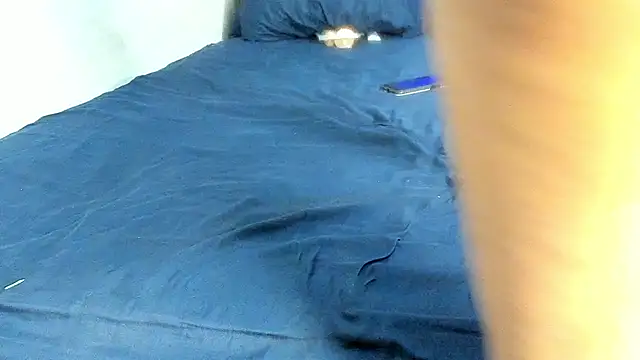 Ariana Salazar online show from February 10, 6:20 am