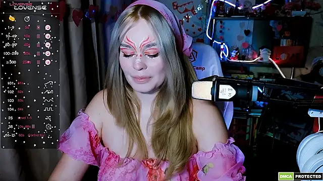 Snapshot of Bad_Girl009 chatting on February 14, 4:04 pm Bad Girl009 online show from February 14, 4:04 pm