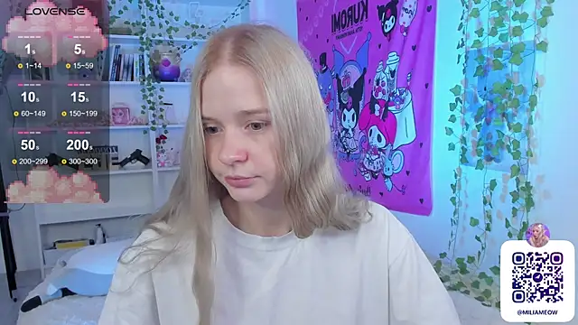Snapshot of Milia_Parker chatting on February 2, 11:21 pm Milia Parker online show from February 2, 11:21 pm