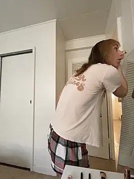 aryafrei online show from March 14, 2:10 am