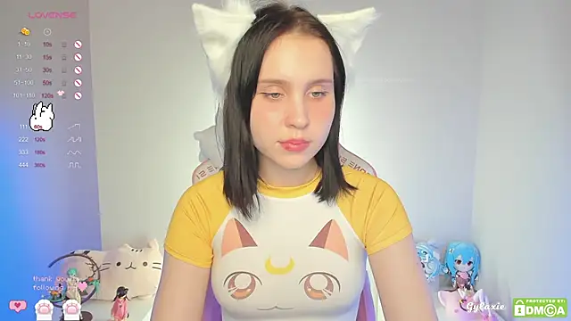 Snapshot of Gylaxie chatting on December 12, 1:06 pm Gylaxie online show from December 12, 1:06 pm