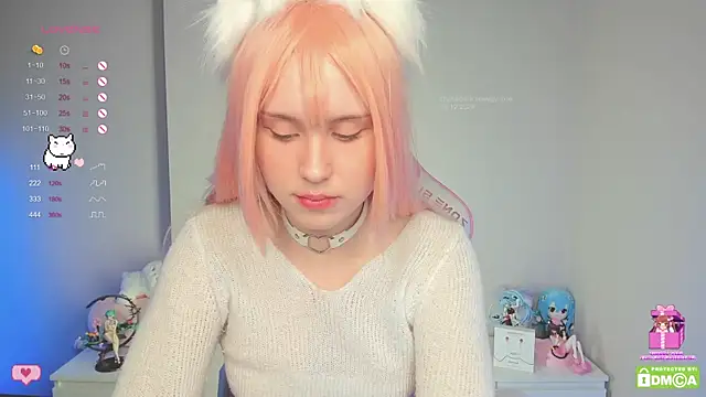 Snapshot of Gylaxie chatting on December 18, 1:12 pm Gylaxie online show from December 18, 1:12 pm