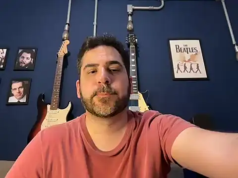 Snapshot of hotsafadinho chatting on February 12, 3:29 am hotsafadinho online show from February 12, 3:29 am