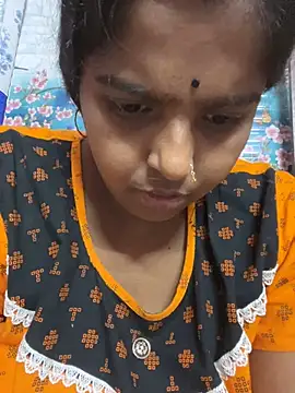 Snapshot of Beauty-queen chatting on March 2, 2:21 pm Beauty-queen online show from March 2, 2:21 pm